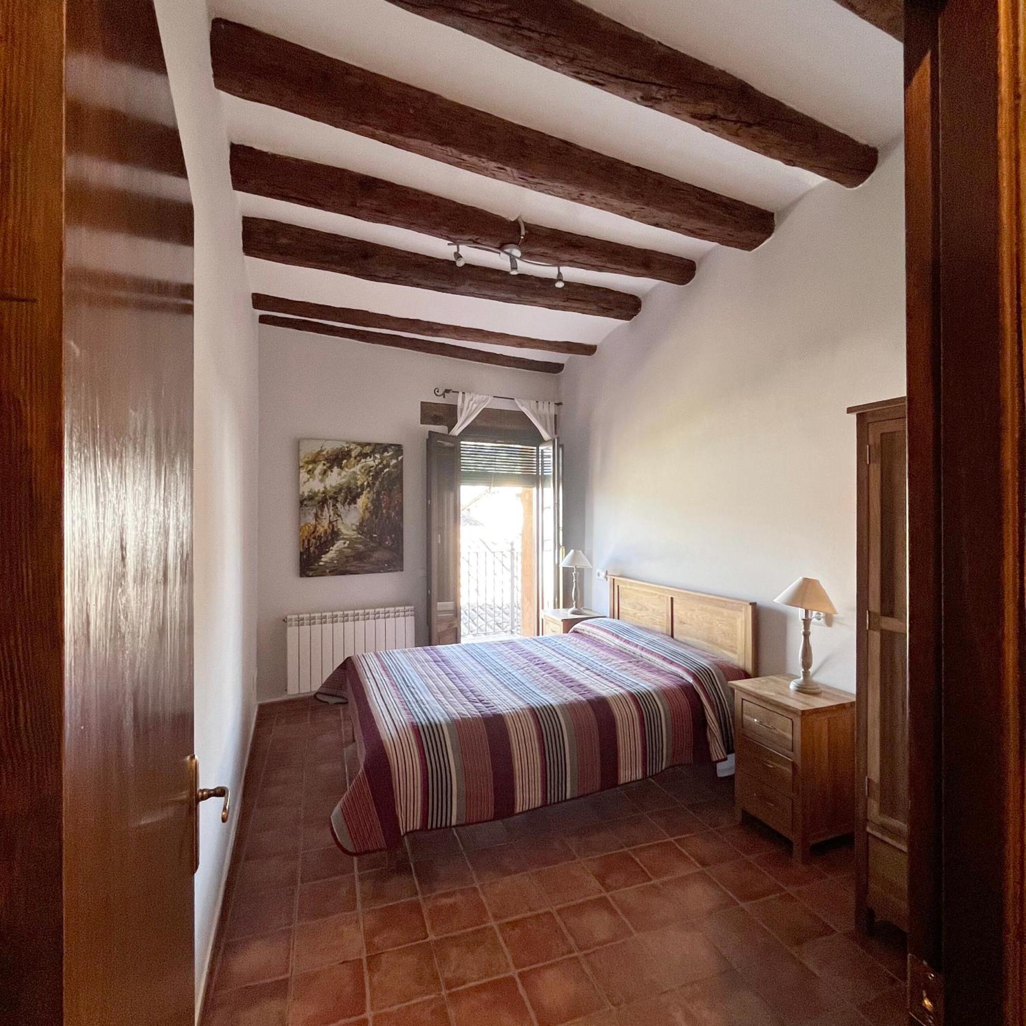 Apartamentos Angelus Plaza Mayor De Graus Exterior photo