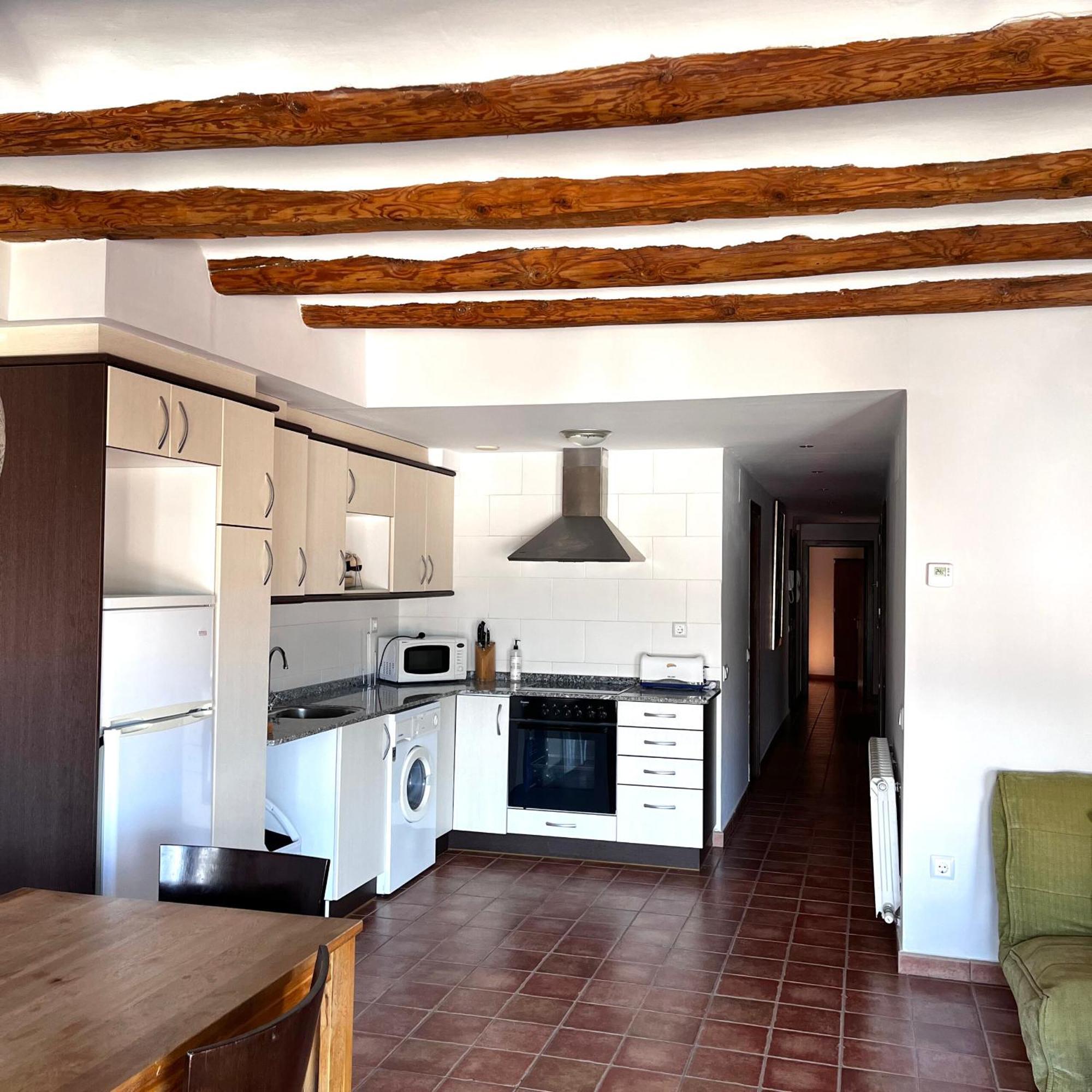 Apartamentos Angelus Plaza Mayor De Graus Exterior photo